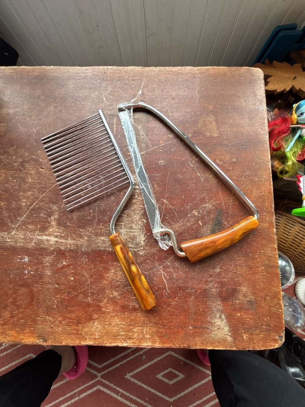 Vintage Mid-Century Cake Breaker and Frozen Food Saw Set Bakelite Handles